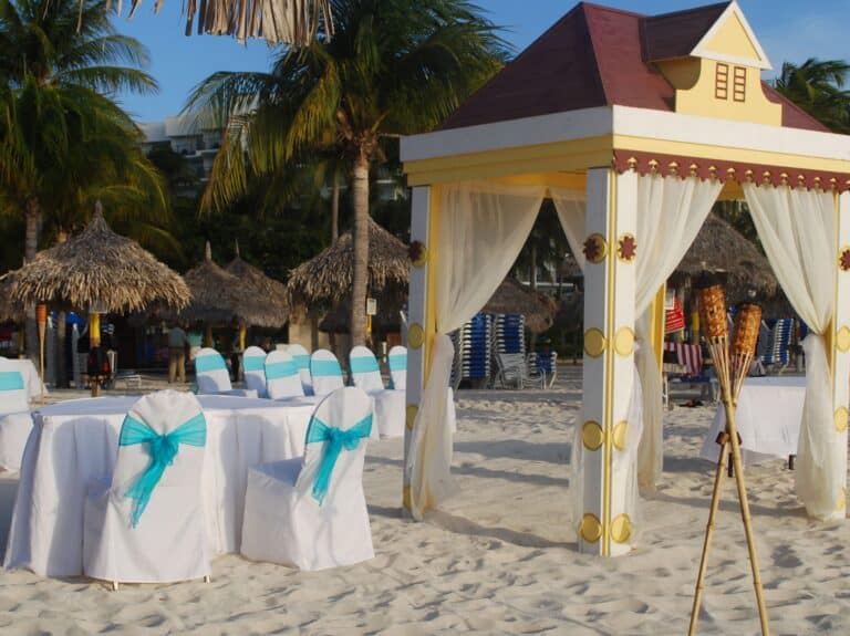 destination wedding in Aruba